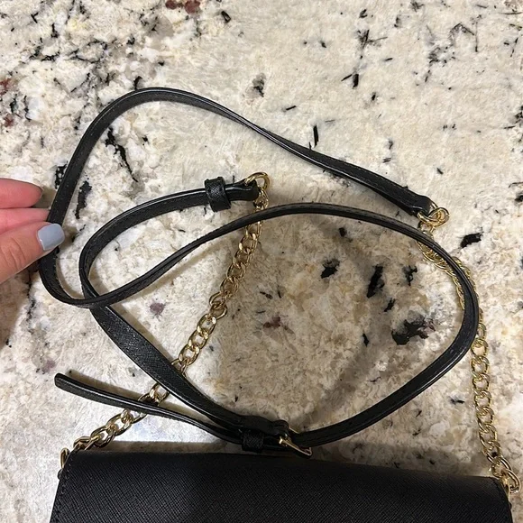 black michael kors cross body clutch